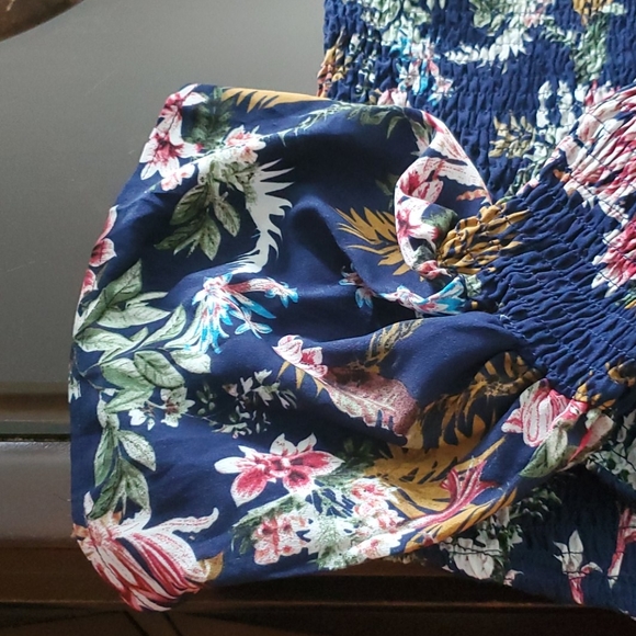 Small - Picture 5 of 6